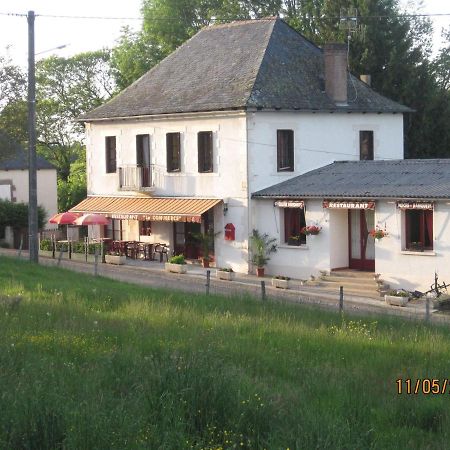 Hotel Le Commerce Neuville  Esterno foto